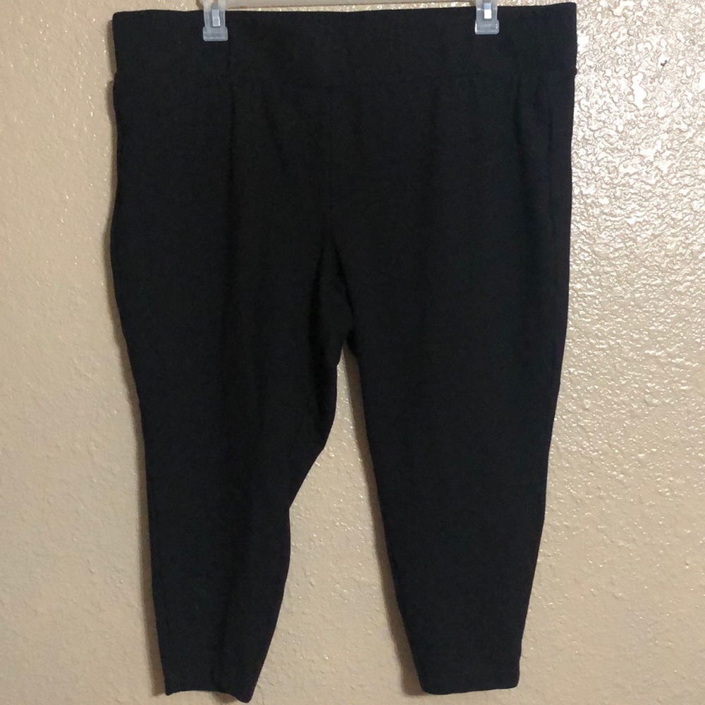 Black Capris - Torrid - Size 4R